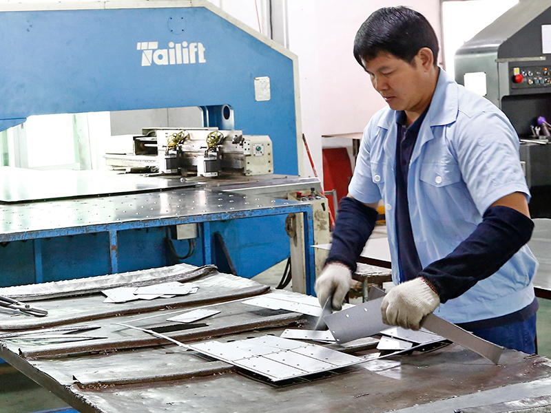 佛山市億控電氣設(shè)備有限公司 佛山市億控電氣設(shè)備有限公司